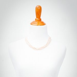 Elegant freshwater pearl necklace